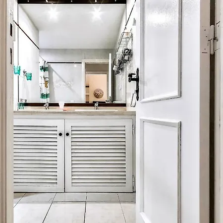 Penthouse Near The Ocean Appartamento *