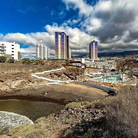 아파트 Penthouse Near The Ocean *